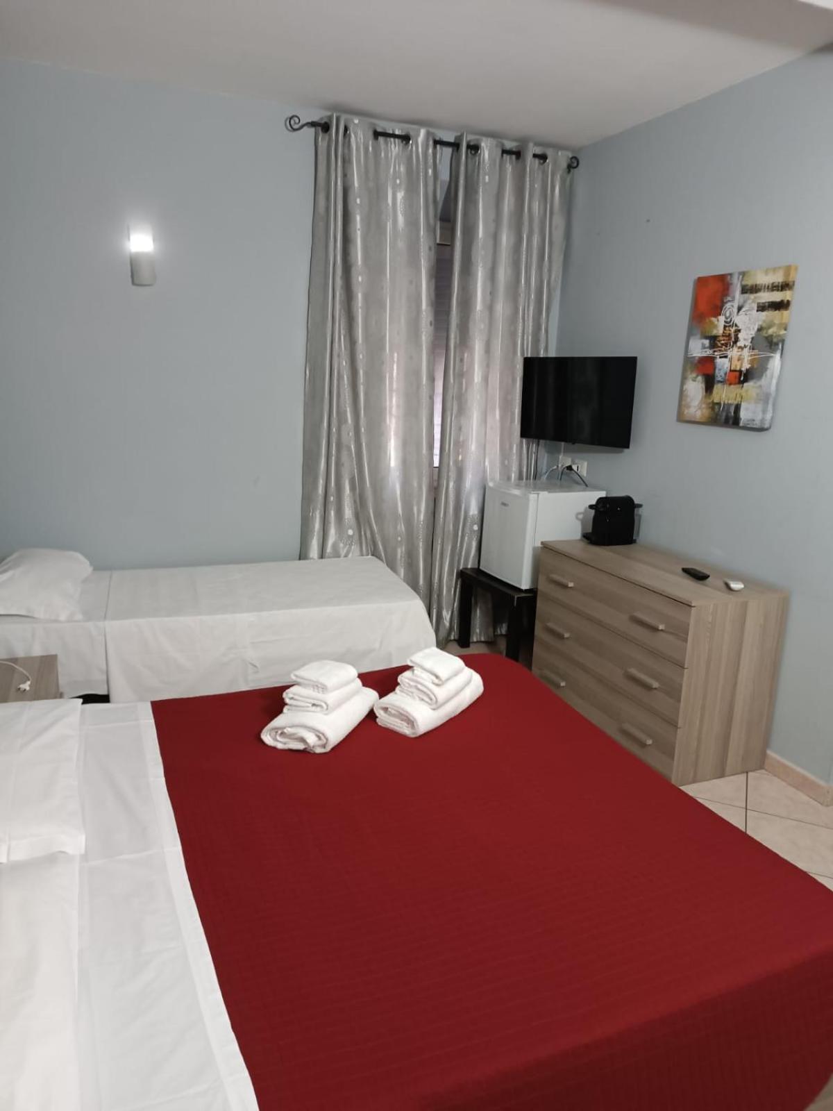 Апартаменти Affitti Only Sleep Bagno Privato Парма Екстер'єр фото
